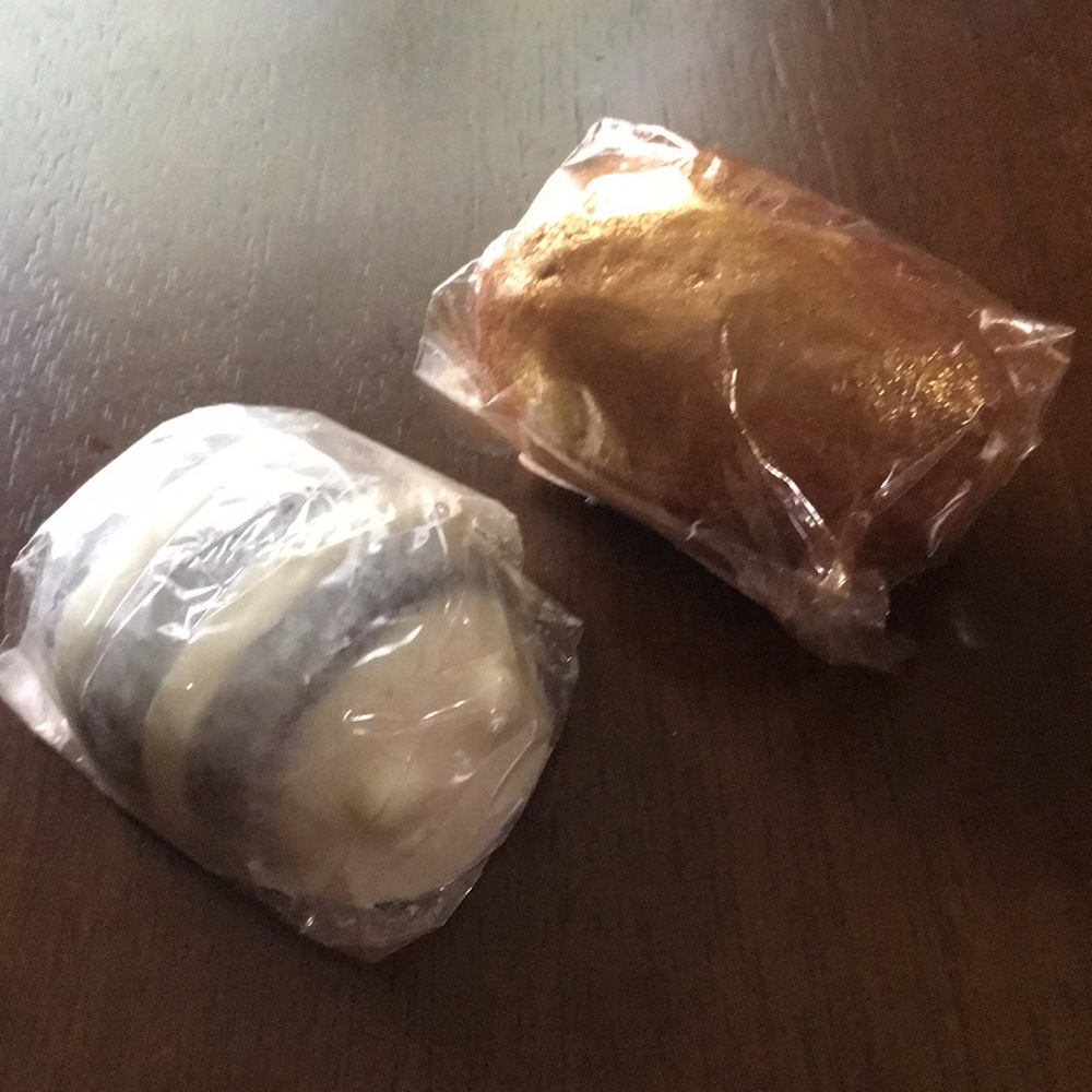 Lush honey scented, moisturizing duo